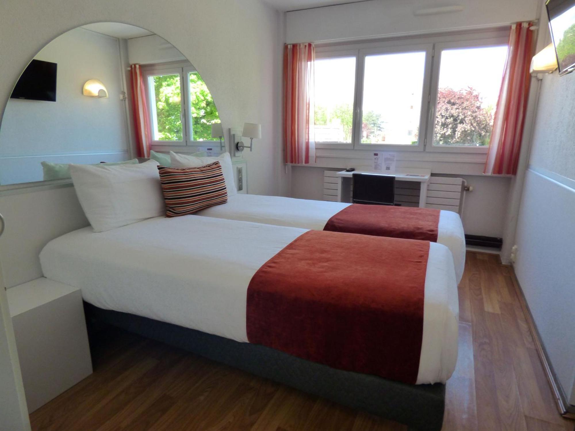 Hôtel Escatel Mâcon Buitenkant foto