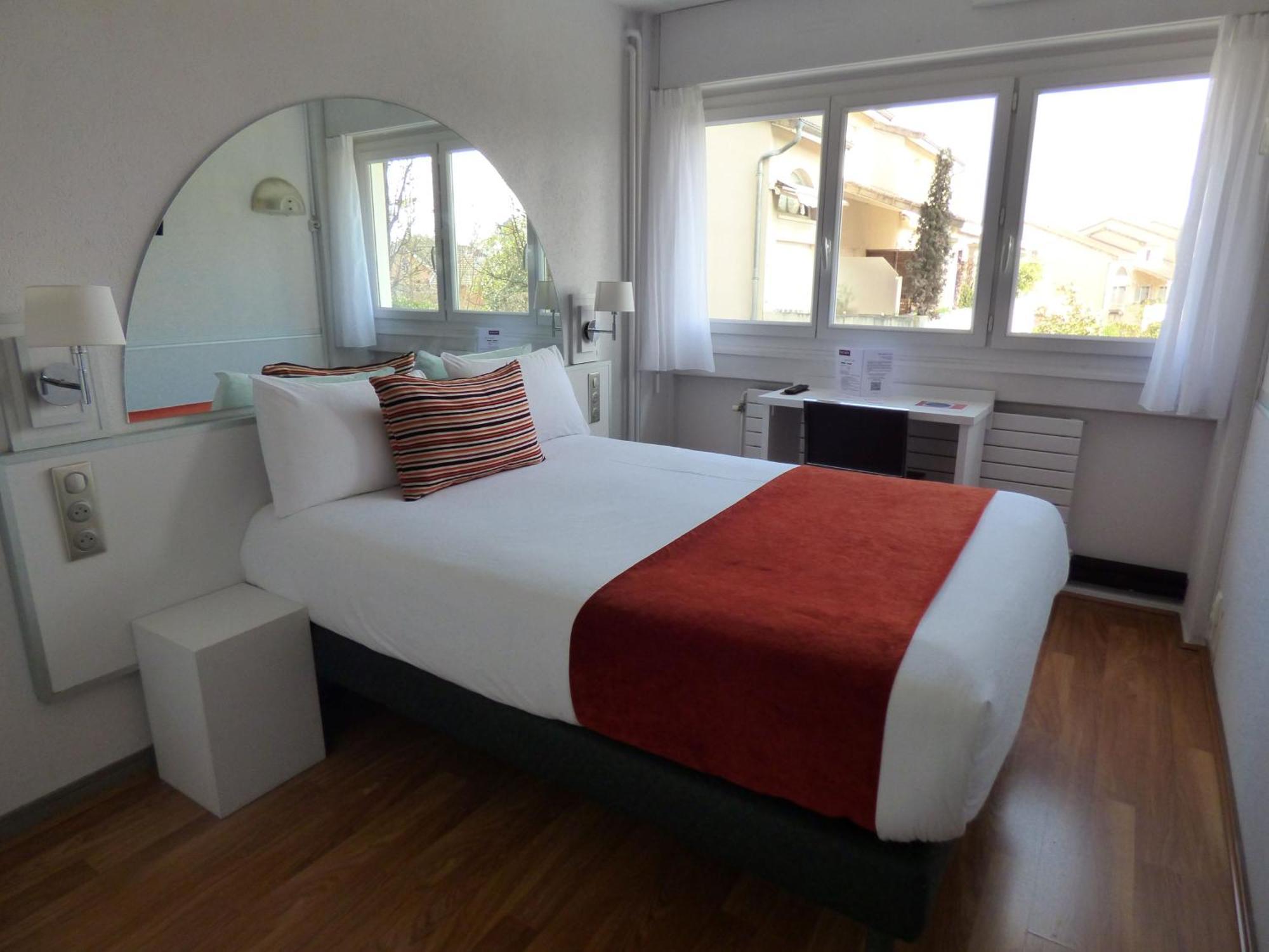 Hôtel Escatel Mâcon Buitenkant foto
