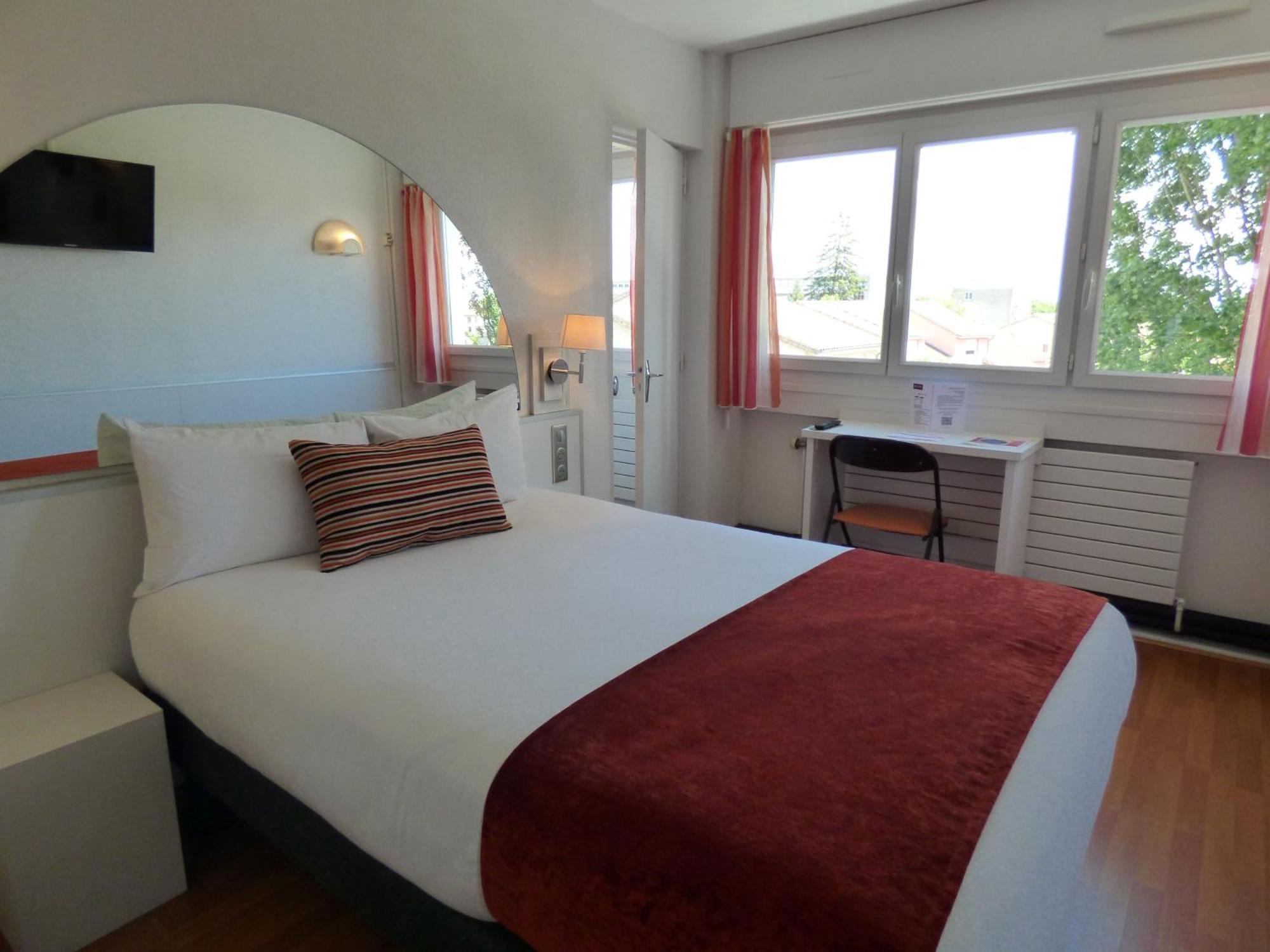 Hôtel Escatel Mâcon Buitenkant foto